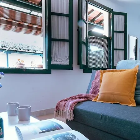 アパート Con Encanto En Patio Sevillano